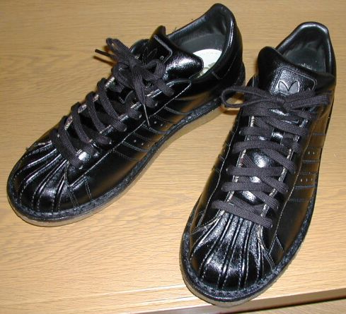 黒いカジュアル - 靴について