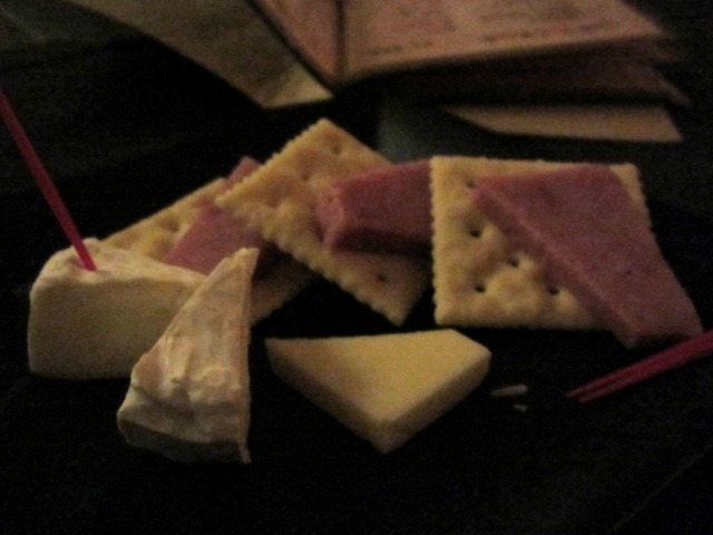 ラ・カシェット　スパムとチーズ